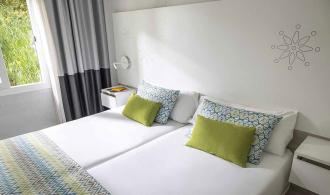 TML Cala Pada Double Room Superior Schlafzimmer