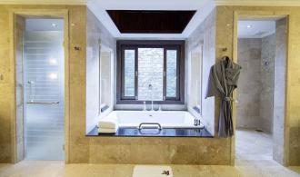 Khao Lak Pool Villa Superior Badewanne