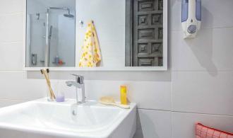 TML Cala Pada Family Room Badezimmer