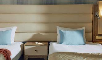 Masmavi Double Room Economy Betten