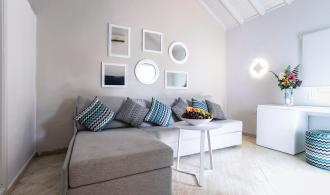 Fuerteventura Juniorsuite im Bungalow Wohnzimmer