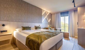 Ampflwang Familienzimmer mit Verbindungstür Schlafen