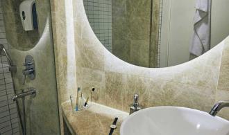 Doppelzimmer mit Balkon Badezimmer