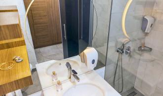 Bodrum Double Room Mainbuilding Type 2 Side Sea View Bad