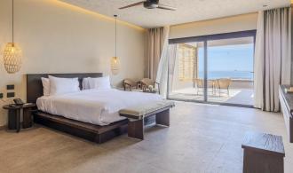 Naga Bay Familienzimmer mit Meerblick Doppelbett