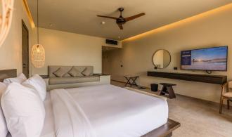 Naga Bay Doppelzimmer mit Meerblick