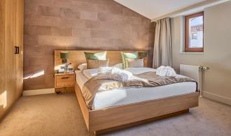 Familien-/Dreibettzimmer Schlanitzen Alm Schlafzimmer