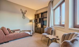 Familien-/Dreibettzimmer Turm Schlanitzen Alm Wohnen