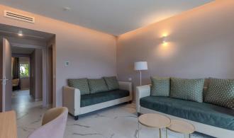 Rocca Nettuno Juniorsuite Wohnzimmer