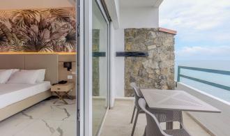 Rocca Nettuno Single mit Kind Meerblick Balkon