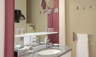 Esquinzo Playa Family Room Economy Badezimmer