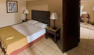 Kalawy Family-/Double Room with connecting door Schlafen